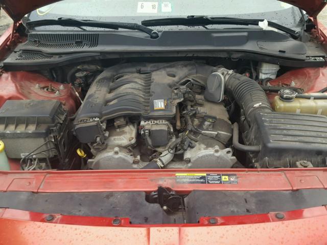 2D4FV48V05H128716 - 2005 DODGE MAGNUM SXT RED photo 7