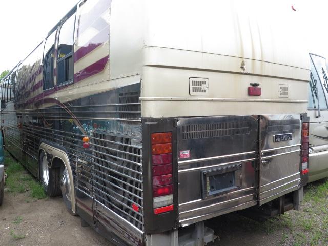 2PCM33493X1026836 - 1999 PREVOST BUS TAN photo 5