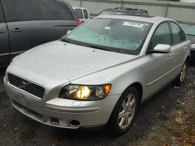 YV1MS390062167014 - 2006 VOLVO S40 2.4I SILVER photo 2