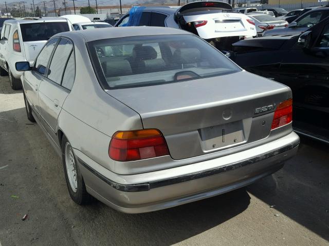 WBADM6346XGU03969 - 1999 BMW 528 I AUTO SILVER photo 3