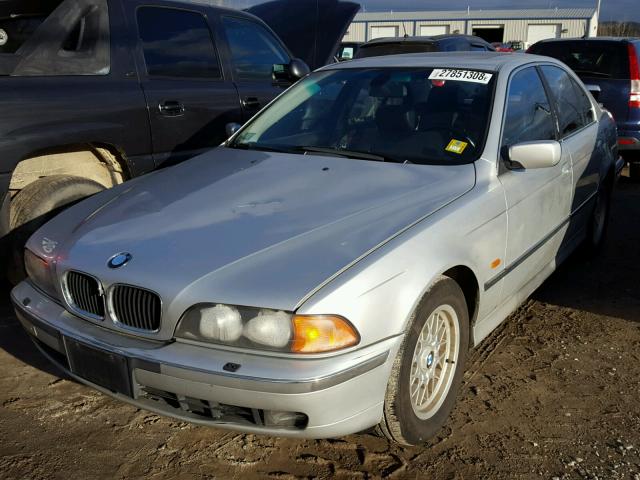 WBADM6341YGU07476 - 2000 BMW 528 I AUTO GRAY photo 2