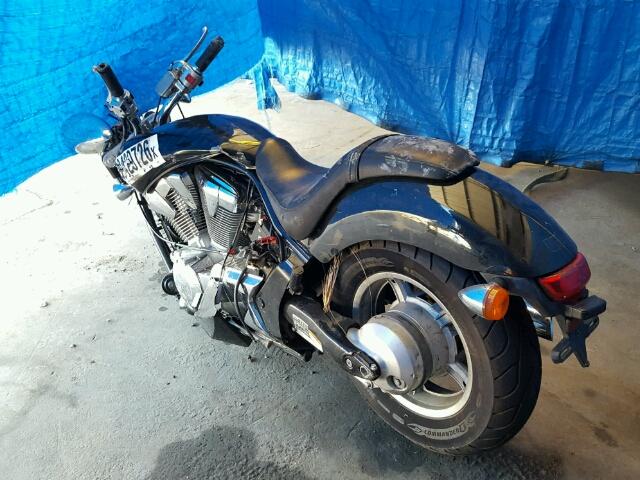 JH2SC674XAK000077 - 2010 HONDA VT1300 CSA BLACK photo 3