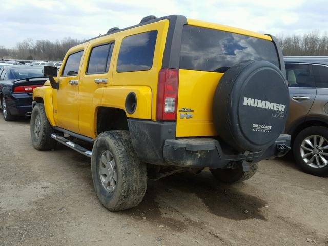 5GTDN136368229591 - 2006 HUMMER H3 YELLOW photo 3