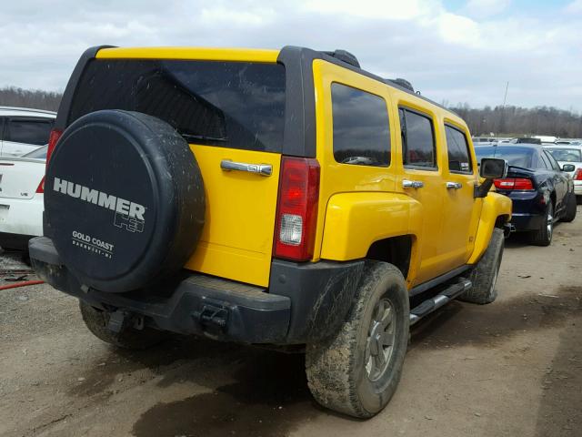 5GTDN136368229591 - 2006 HUMMER H3 YELLOW photo 4