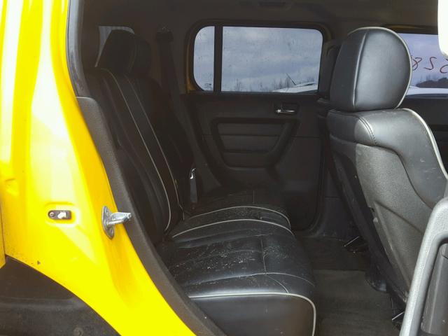 5GTDN136368229591 - 2006 HUMMER H3 YELLOW photo 6