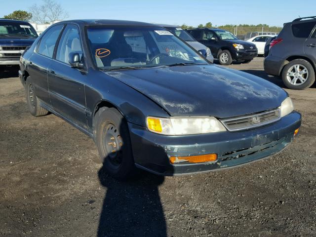 1HGCD5639TA301169 - 1996 HONDA ACCORD LX GREEN photo 1