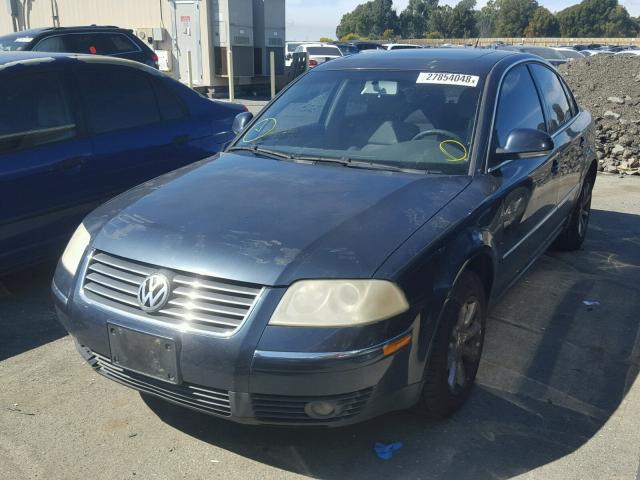 WVWPD63B64P194825 - 2004 VOLKSWAGEN PASSAT GLS BLUE photo 2