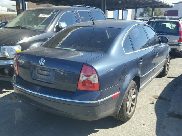 WVWPD63B64P194825 - 2004 VOLKSWAGEN PASSAT GLS BLUE photo 4