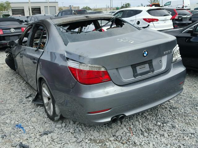 WBANW13559C162555 - 2009 BMW 535 I GRAY photo 3