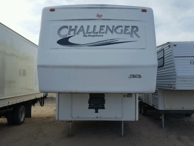 4YDF29R275H404335 - 2005 KEYSTONE CHALLENGER WHITE photo 8