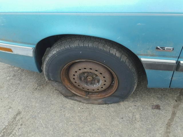 1C3XU4132NF169772 - 1992 CHRYSLER LEBARON 蓝色 照片 10