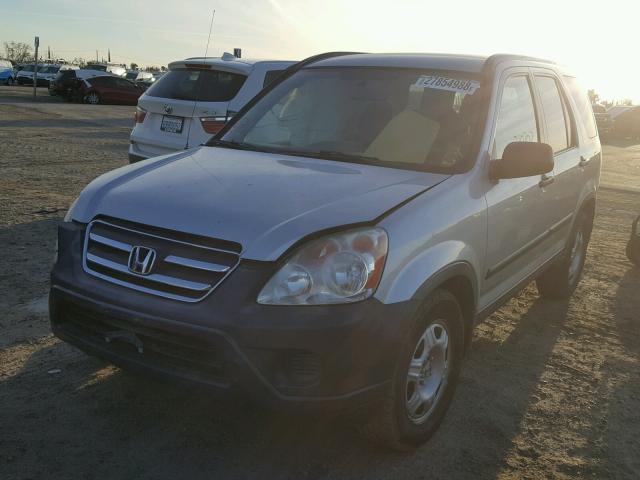 JHLRD78546C013512 - 2006 HONDA CR-V LX SILVER photo 2