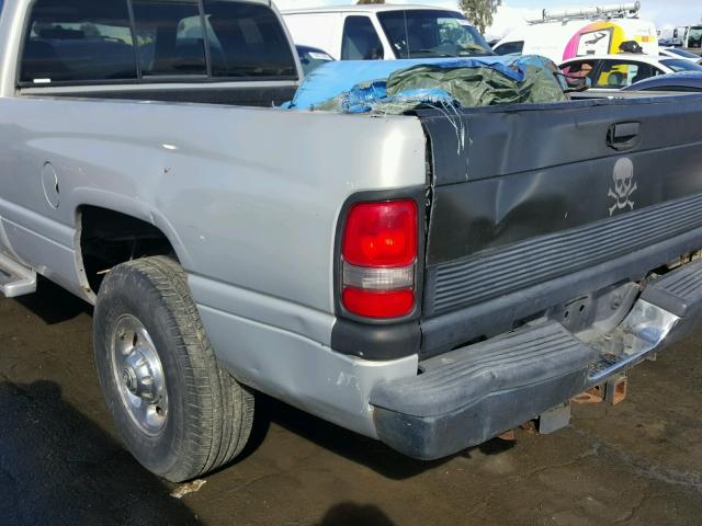 3B7KC23Z9YG134079 - 2000 DODGE RAM 2500 SILVER photo 9