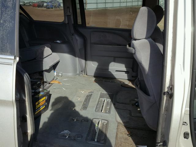 5FNRL38256B117251 - 2006 HONDA ODYSSEY LX SILVER photo 6