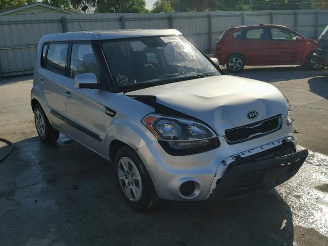 KNDJT2A55C7388159 - 2012 KIA SOUL SILVER photo 1