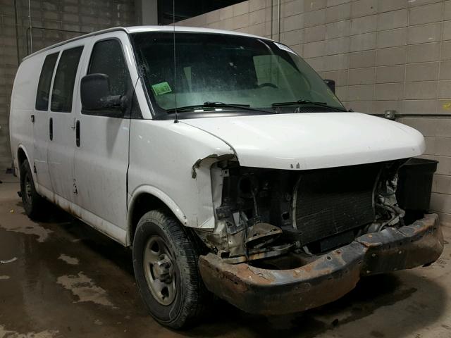 1GCFG15XX41135973 - 2004 CHEVROLET EXPRESS G1 WHITE photo 1