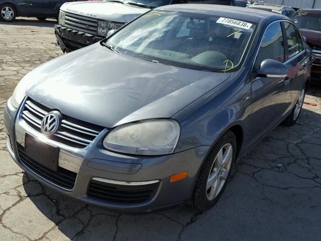 3VWRM71K78M041493 - 2008 VOLKSWAGEN JETTA SE GRAY photo 2