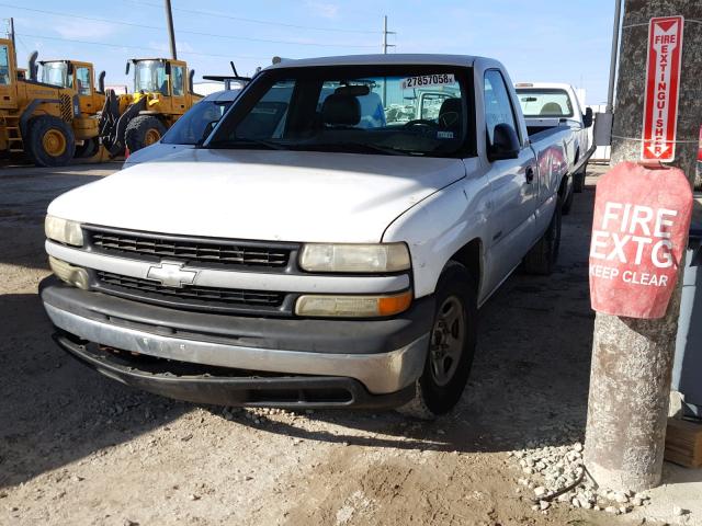 1GCEC14T21Z210362 - 2001 CHEVROLET SILVERADO WHITE photo 2