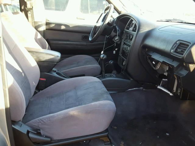 JN8DR09Y51W594989 - 2001 NISSAN PATHFINDER GRAY photo 5