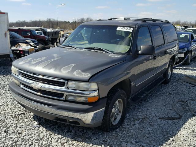 1GNEC16Z72J131195 - 2002 CHEVROLET SUBURBAN C GRAY photo 2