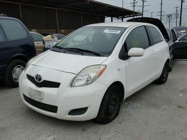 JTDJT903095227943 - 2009 TOYOTA YARIS WHITE photo 2