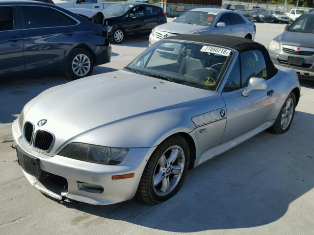 4USCH9346YLF86008 - 2000 BMW Z3 2.3 SILVER photo 2