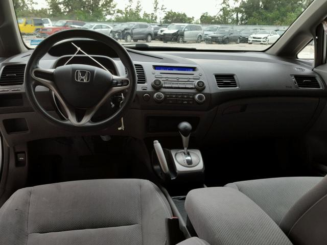 2HGFA16509H516529 - 2009 HONDA CIVIC LX SILVER photo 9