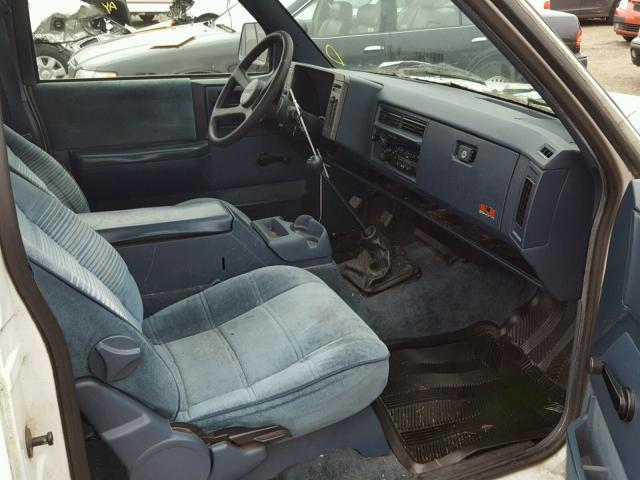 1GTCS19RXP8508289 - 1993 GMC SONOMA WHITE photo 5