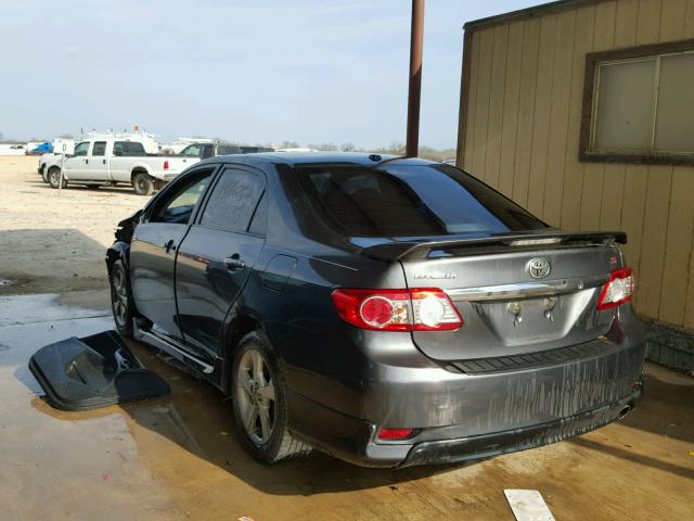 2T1BU4EE5CC897867 - 2012 TOYOTA COROLLA BA GRAY photo 3