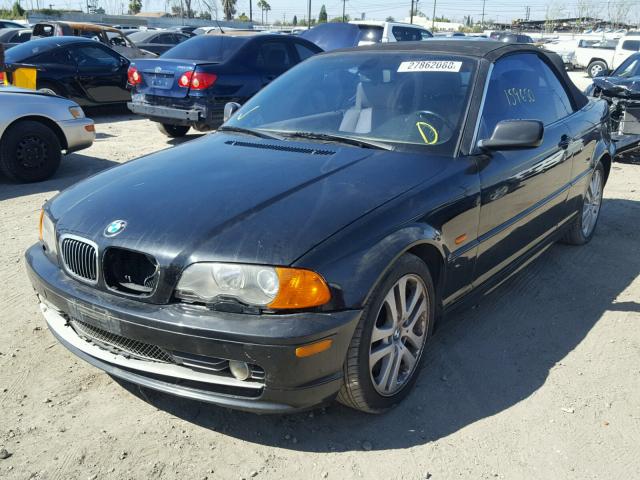 WBABS53473JU98918 - 2003 BMW 330 CI BLACK photo 2