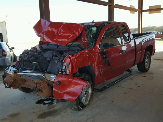 1GCEK29019Z156216 - 2009 CHEVROLET SILVERADO RED photo 2