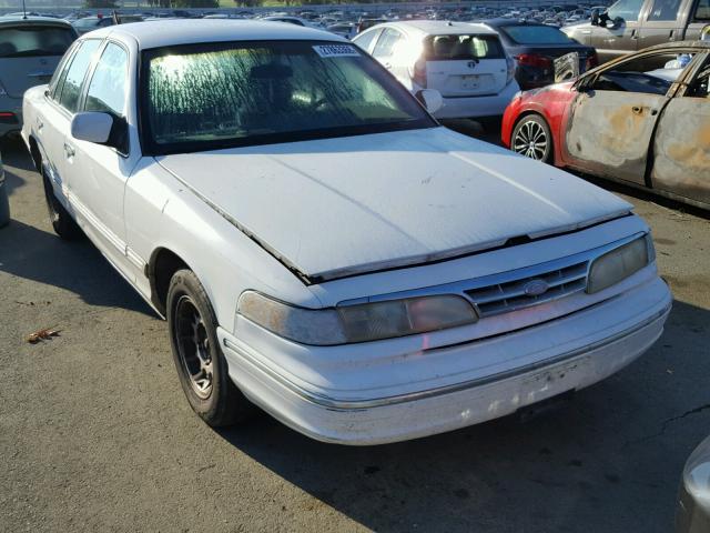 2FALP74W5TX214252 - 1996 FORD CROWN VICT WHITE photo 1