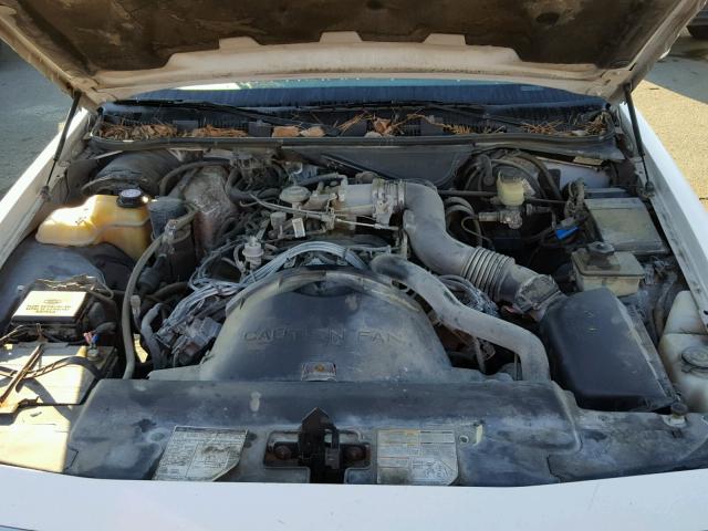 2FALP74W5TX214252 - 1996 FORD CROWN VICT WHITE photo 7