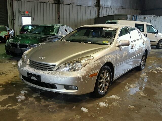 JTHBF30G620079374 - 2002 LEXUS ES 300 SILVER photo 2