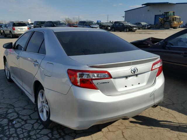 4T1BF1FK4DU260644 - 2013 TOYOTA CAMRY L SILVER photo 3