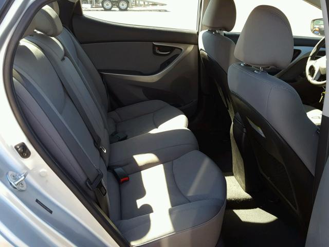 5NPDH4AE6DH308827 - 2013 HYUNDAI ELANTRA GL SILVER photo 6