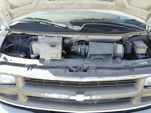 1GCFG15W521187421 - 2002 CHEVROLET EXPRESS G1 WHITE photo 7