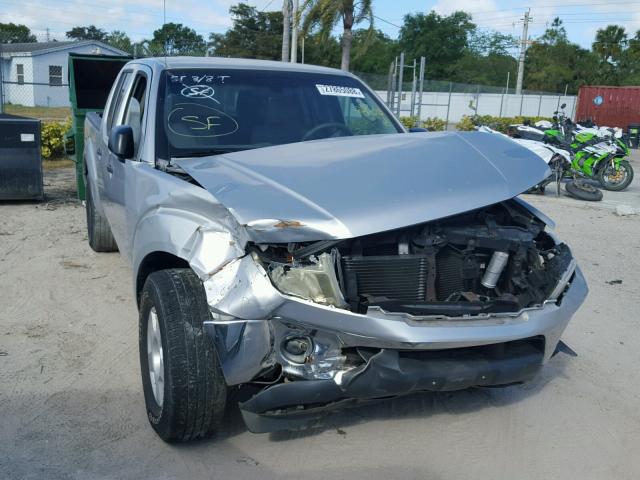 1N6AD09U67C404408 - 2007 NISSAN FRONTIER C SILVER photo 1