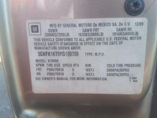 3GKFK16T9YG109709 - 2000 GMC YUKON XL K BEIGE photo 10