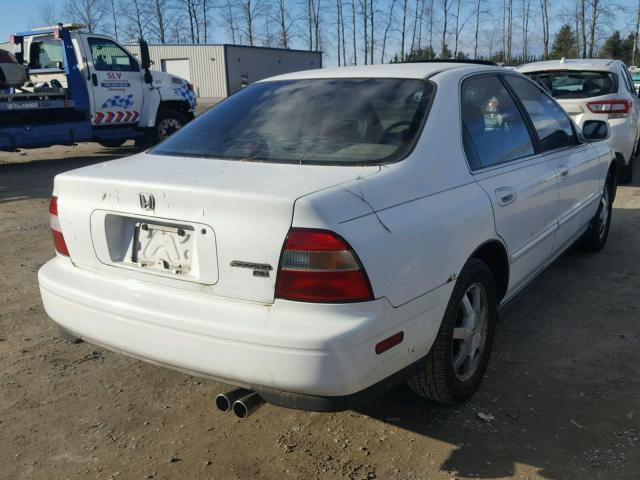 1HGCD5658SA123349 - 1995 HONDA ACCORD EX WHITE photo 4