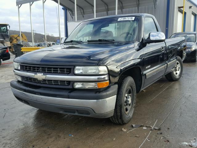 1GCEC14V32Z324549 - 2002 CHEVROLET SILVERADO BLACK photo 2