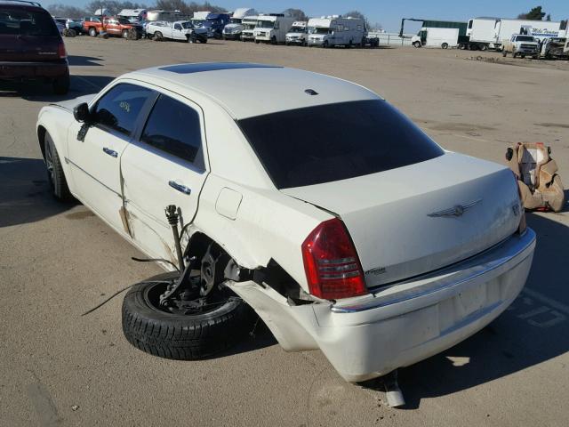 2C3KA63H56H464470 - 2006 CHRYSLER 300C CREAM photo 3