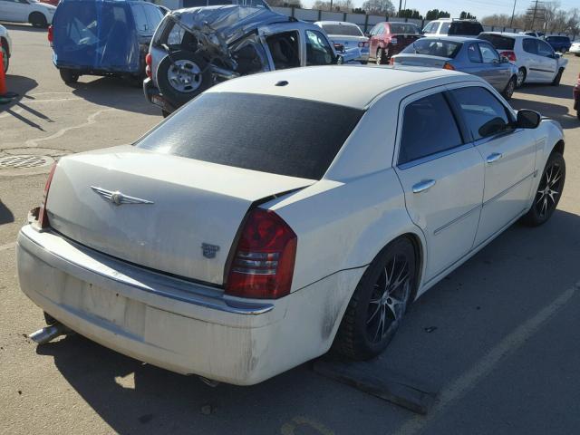 2C3KA63H56H464470 - 2006 CHRYSLER 300C CREAM photo 4