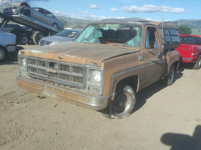 TCL449Z513138 - 1976 GMC SIERRA BROWN photo 2