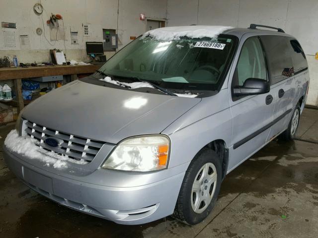 2FMZA51637BA08845 - 2007 FORD FREESTAR S SILVER photo 2