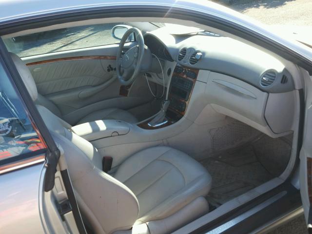 WDBTJ75J43F032342 - 2003 MERCEDES-BENZ CLK 500 SILVER photo 5