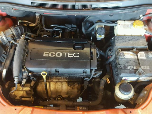 KL1TD6DE1BB131995 - 2011 CHEVROLET AVEO LS RED photo 9