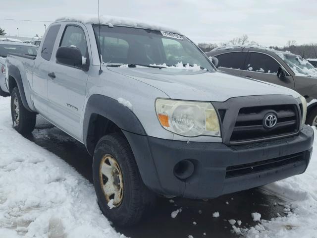 5TEUX42N76Z285298 - 2006 TOYOTA TACOMA ACC SILVER photo 1