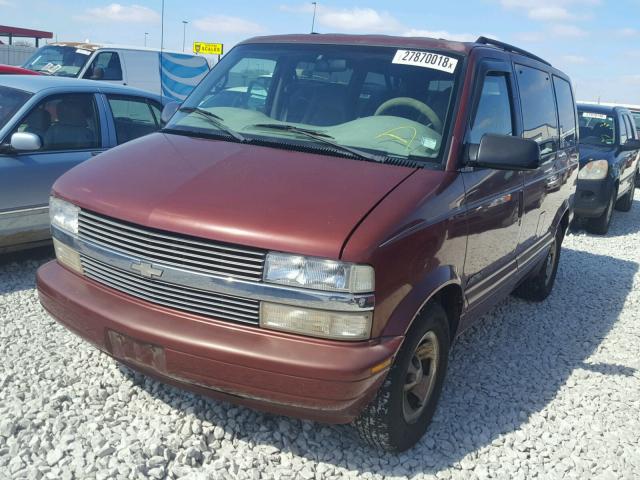 1GNDM19W8XB201671 - 1999 CHEVROLET ASTRO MAROON photo 2