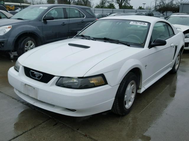 1FAFP40491F152394 - 2001 FORD MUSTANG WHITE photo 2